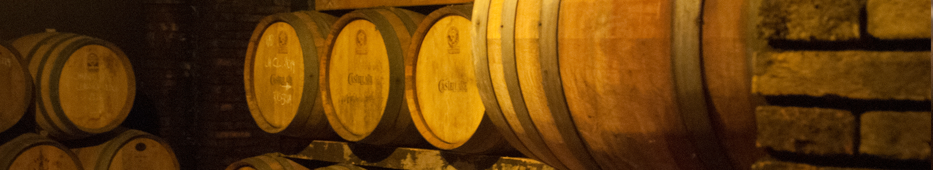 Castellare di Castellina 根据 WS OperaWine《葡萄酒观察家》杂志，是近十年意大利34 家最 佳酒窖 之一